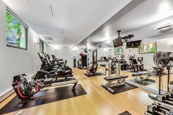 $569,000 | 100 East Bellevue Place, Unit 23B, Chicago, IL 60611
