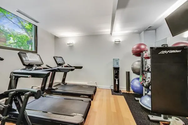 $569,000 | 100 East Bellevue Place, Unit 23B, Chicago, IL 60611
