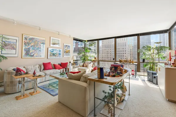 $569,000 | 100 East Bellevue Place, Unit 23B, Chicago, IL 60611