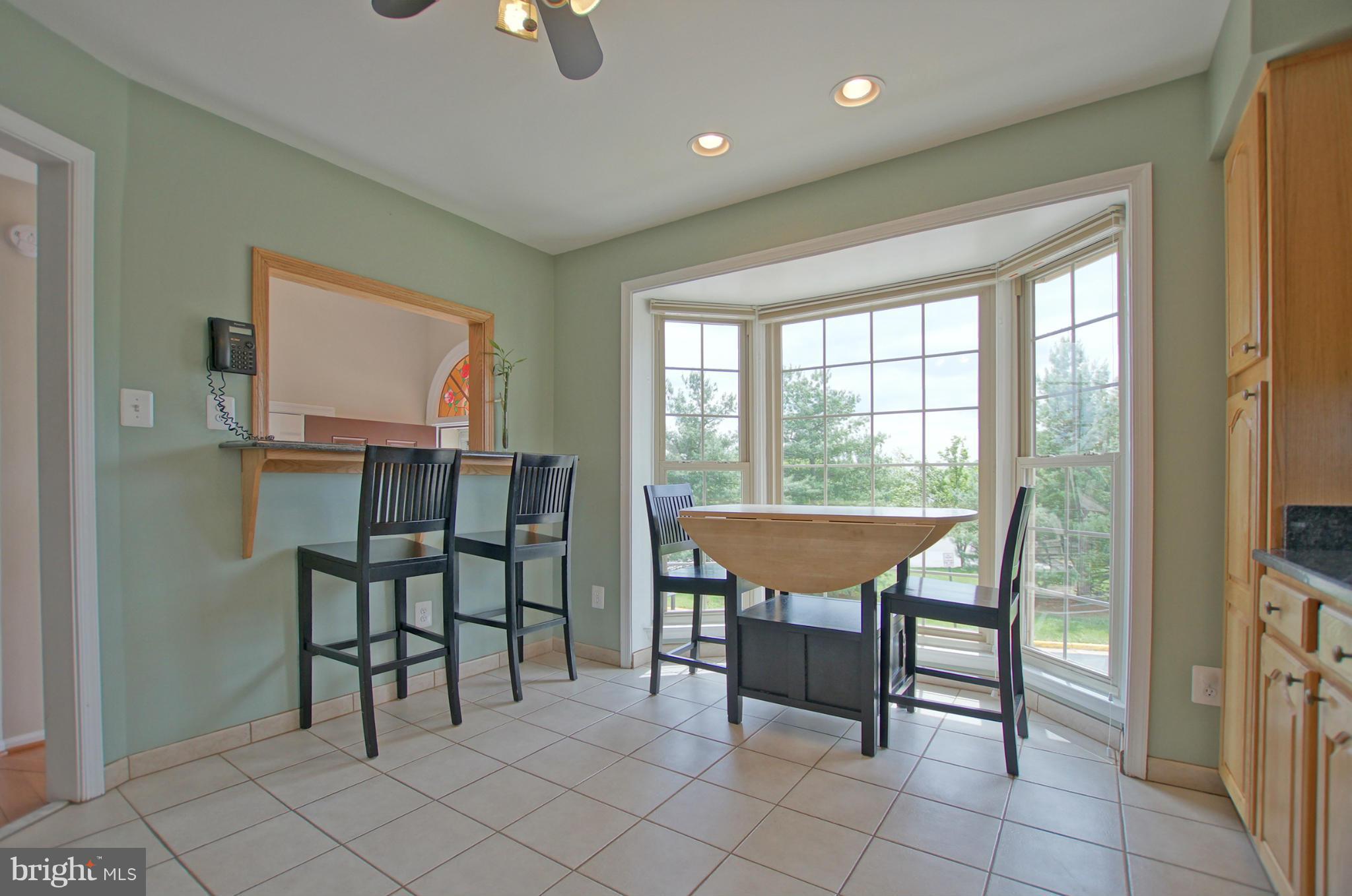 46834 Rabbitrun Terrace Sterling, VA 20164 - Photo 4 of 23 Kitchen