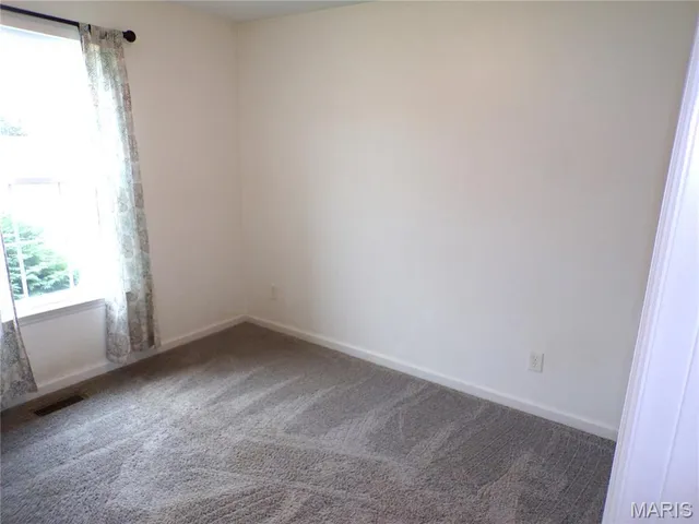 $295,500 | 108 Linder Drive, Winfield, MO 63389