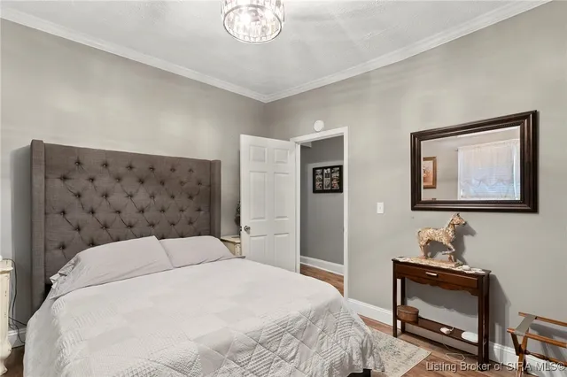 $209,900 | 906 West Main Street, Madison, IN 47250