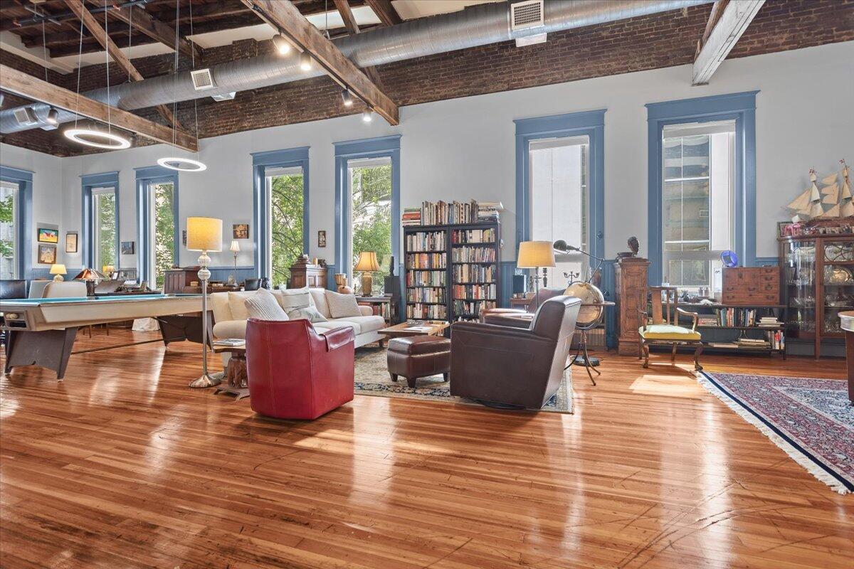 302 1st Street Southwest Roanoke, VA 24011 - Photo 30 of 110 Owners Suite Loft A