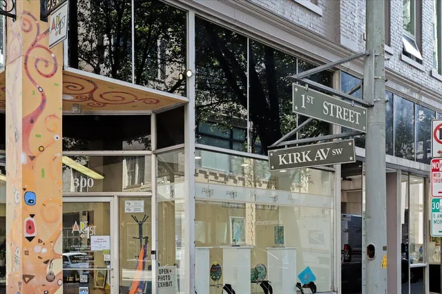 a view of an entrance door of the house