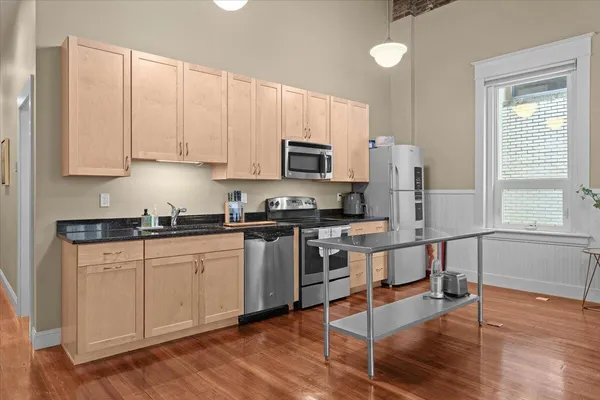 $2,875,000 | 302 1st Street Southwest, Roanoke, VA 24011