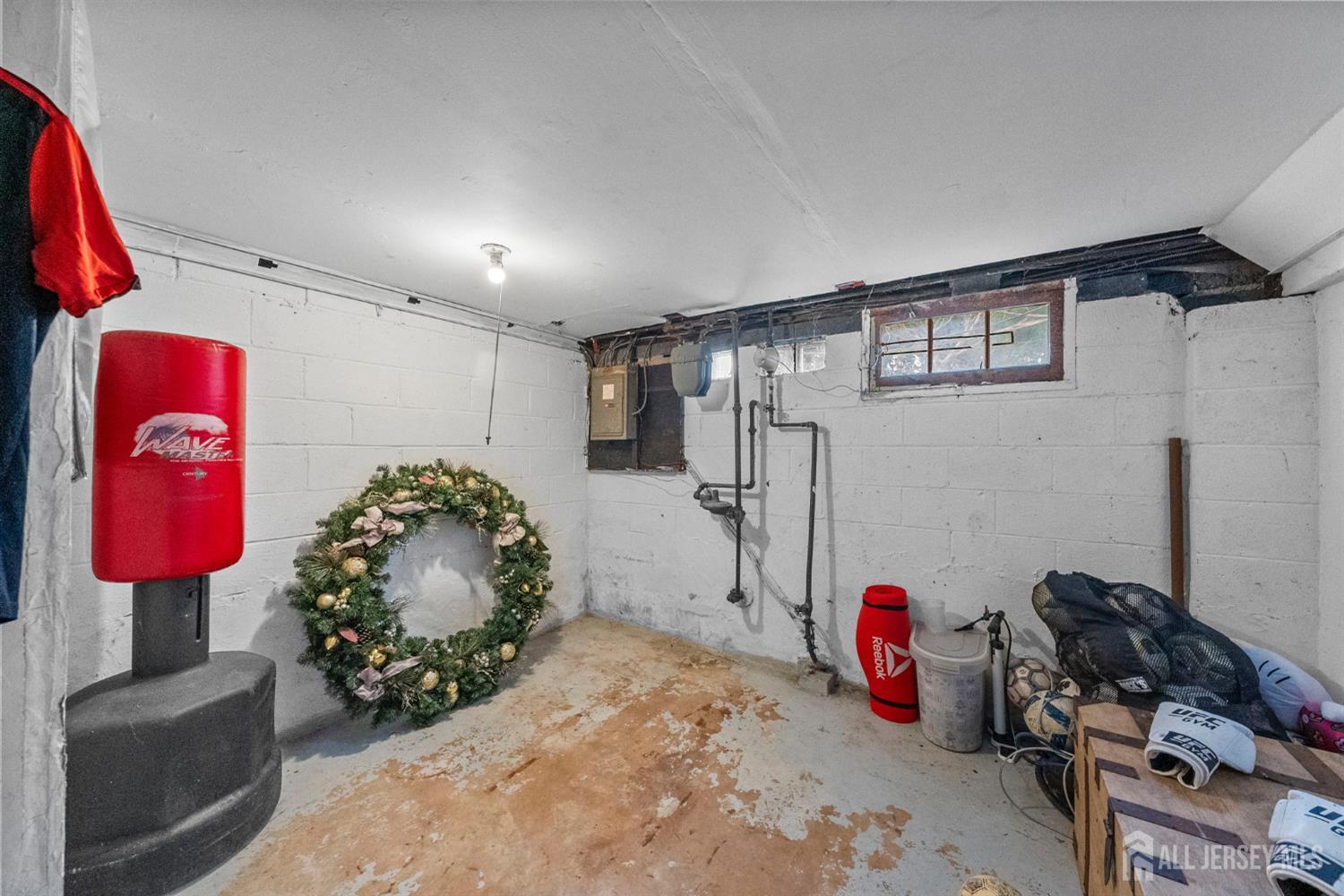 55 Frank Street Somerset, NJ 08873 - Photo 15 of 33