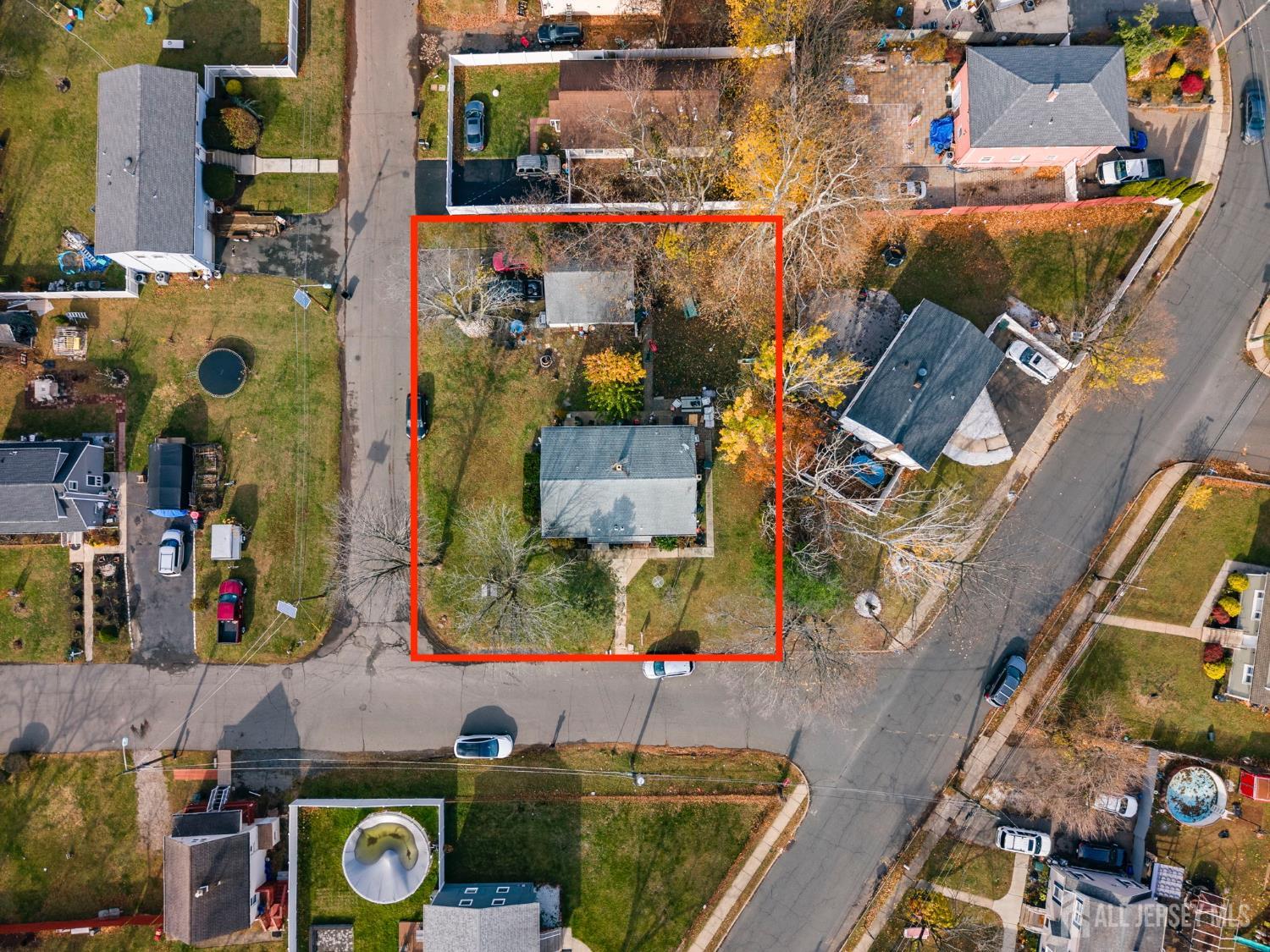 55 Frank Street Somerset, NJ 08873 - Photo 4 of 33