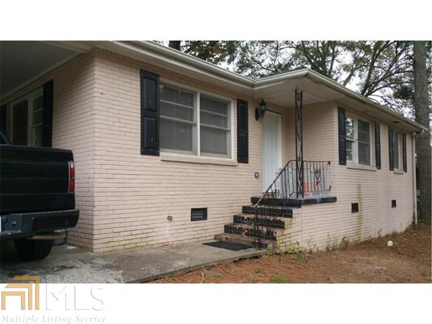 1111 Regis Road Southeast, Unit 12 Atlanta, GA 30315 - Photo 1 of 1
