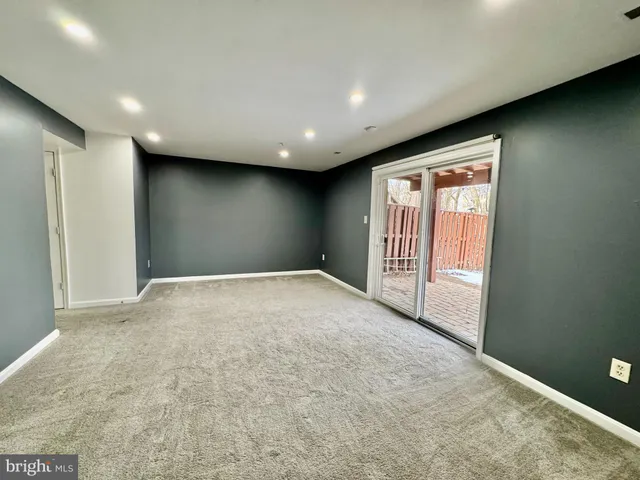 a view of empty room