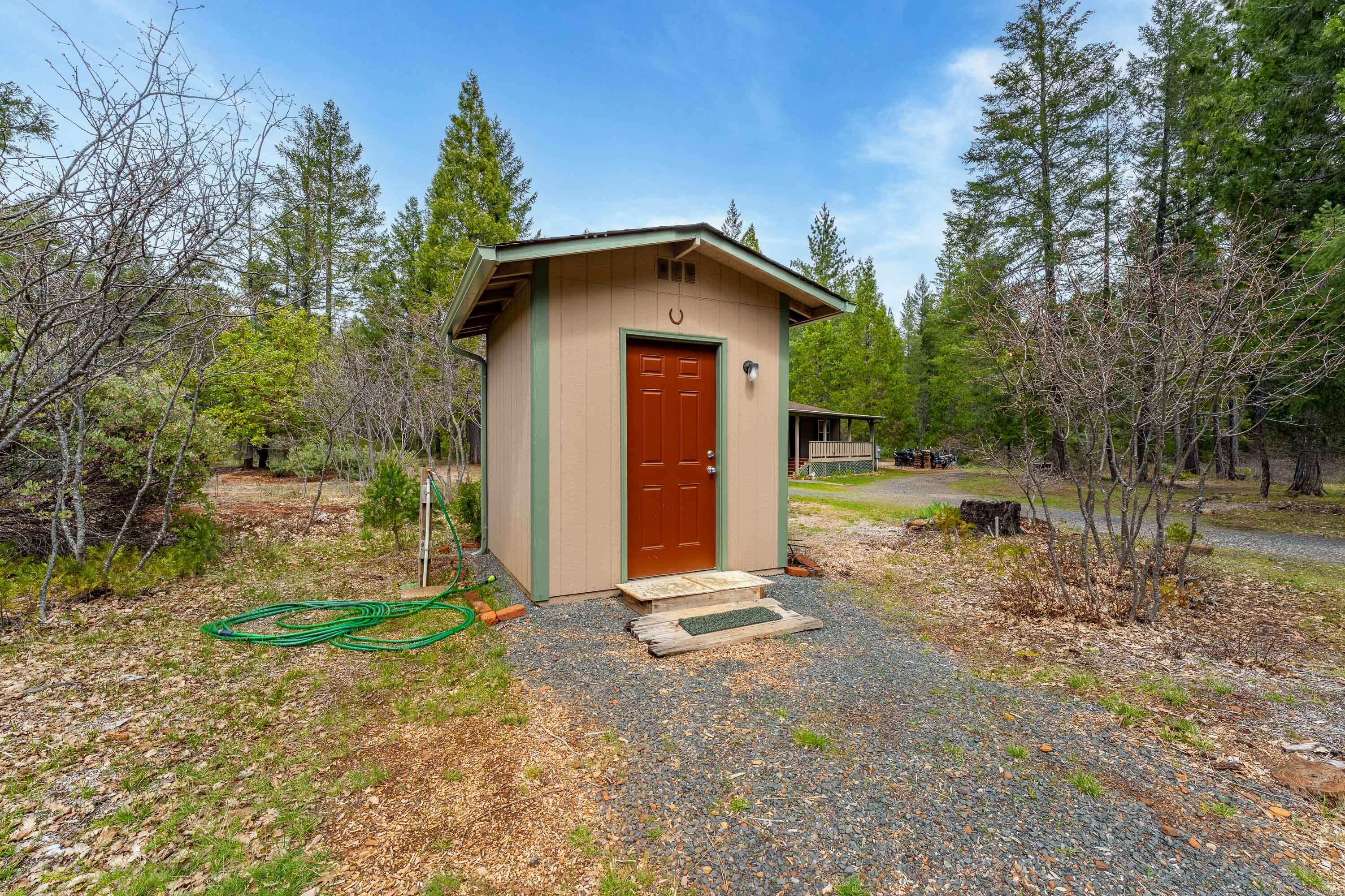 1716 Lone Mountain Road O'Brien, OR 97534 - Photo 27 of 44 EXT (13 of 19)