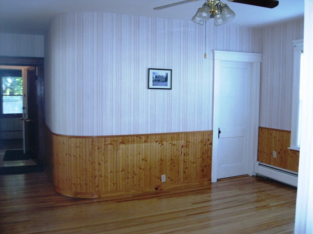 2 Bellingham Road Worcester, MA 01606 - Photo 6 of 20