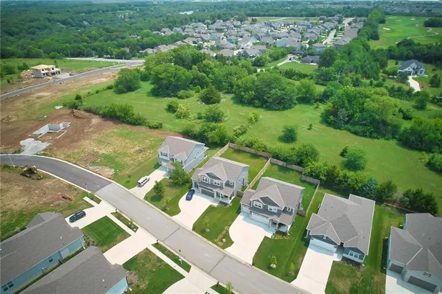 $649,950 | 25020 West 143rd Street, Olathe, KS 66061