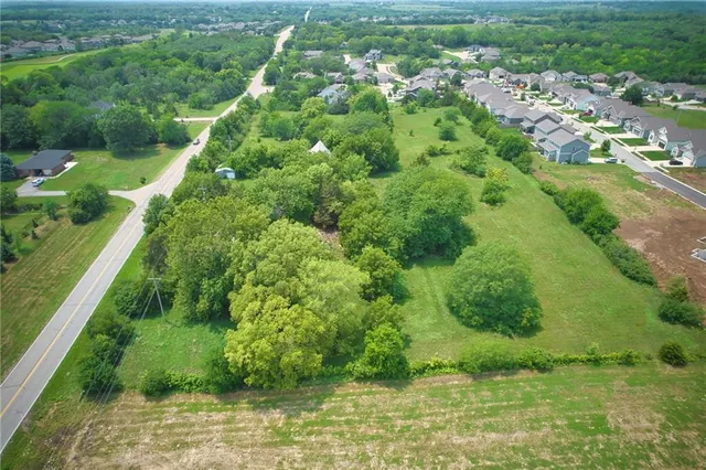 $649,950 | 25020 West 143rd Street, Olathe, KS 66061