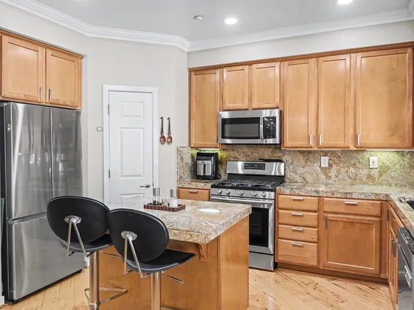 $1,299,888 | 1100 Wabesco Place, San Jose, CA 95125
