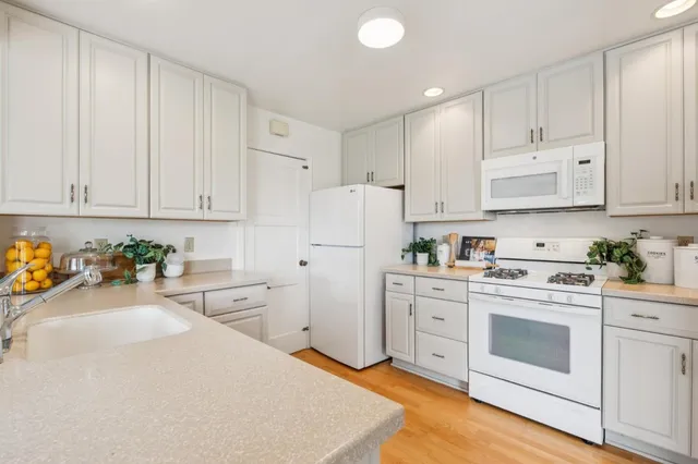 $1,148,000 | 716 Maddux Drive, Daly City, CA 94015