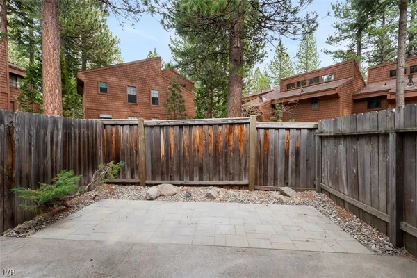 $3,950 | 845 Southwood Boulevard, Unit 52, Incline Village, NV 89451