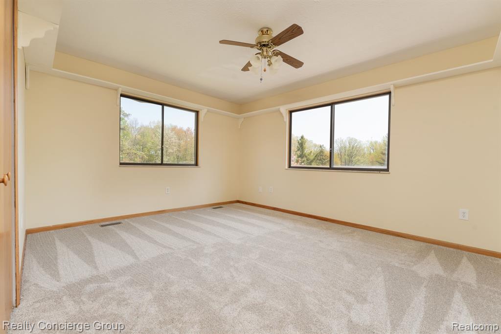 5412 Prairie View Brighton, MI 48116 - Photo 15 of 27