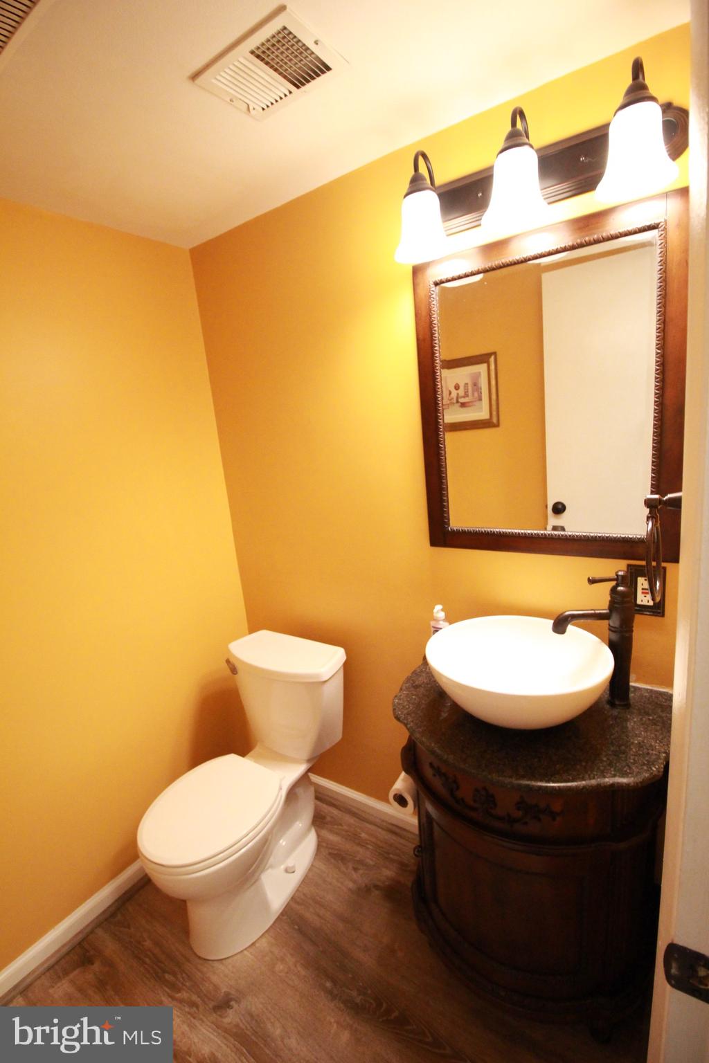 161 South Fox Road Sterling, VA 20164 - Photo 19 of 37 Gallery Image 19