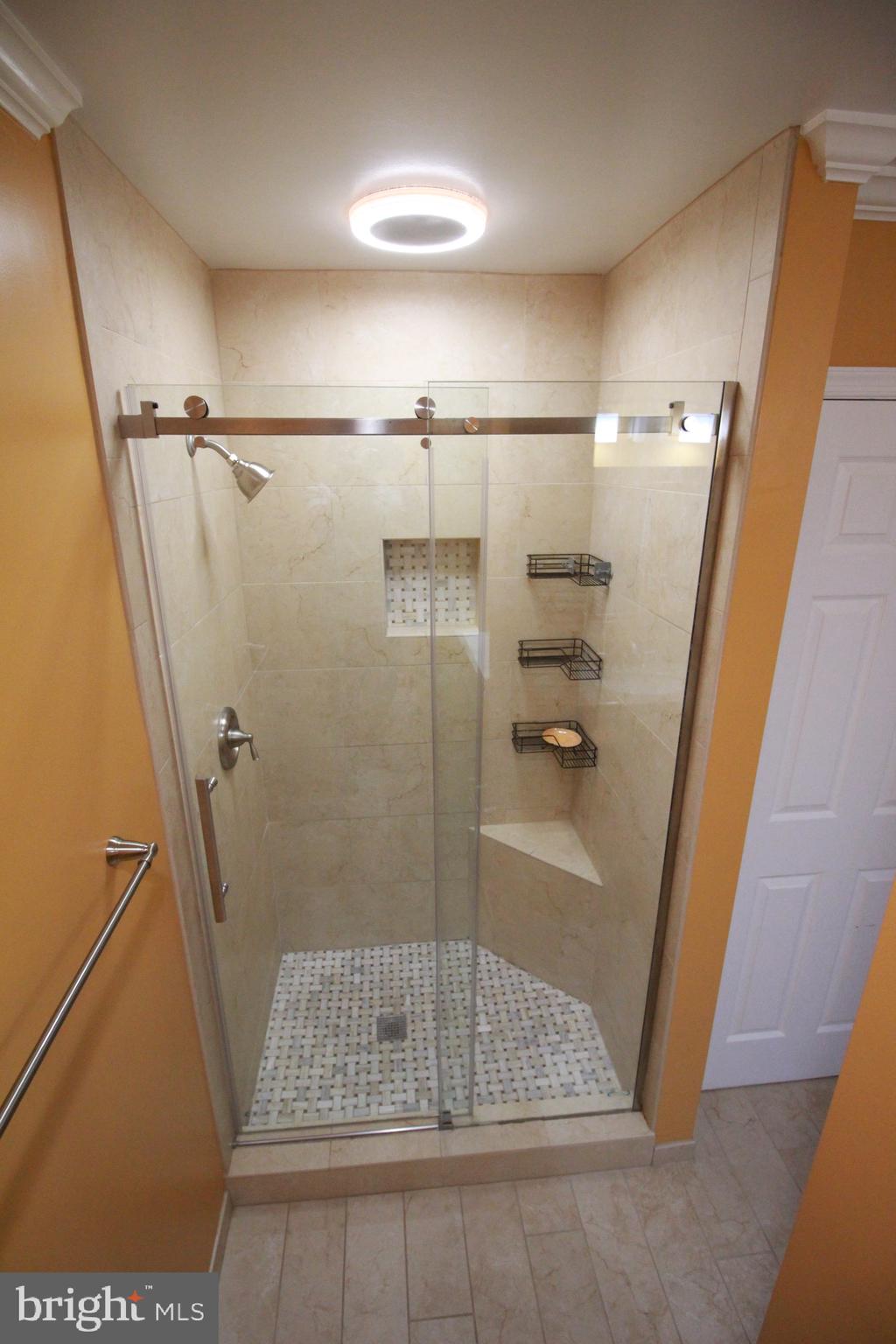161 South Fox Road Sterling, VA 20164 - Photo 26 of 37 Gallery Image 26