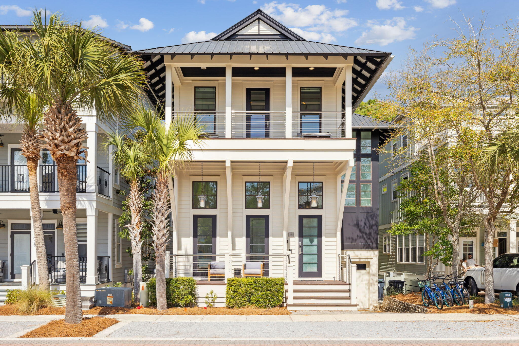 200 East Blue Crab Loop