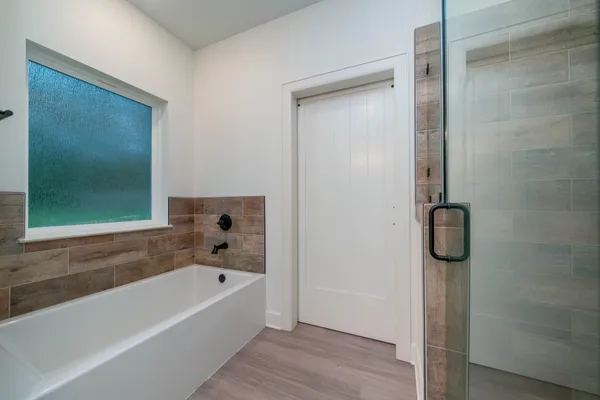 a bathroom with a bathtub