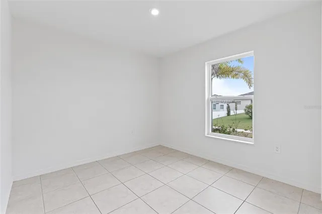 $2,300 | 1557 Venice Lane, Davenport, FL 33896