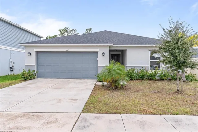 $2,300 | 1557 Venice Lane, Davenport, FL 33896
