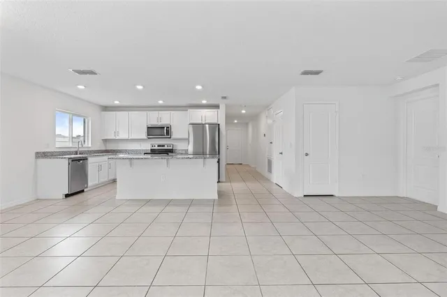 $2,300 | 1557 Venice Lane, Davenport, FL 33896