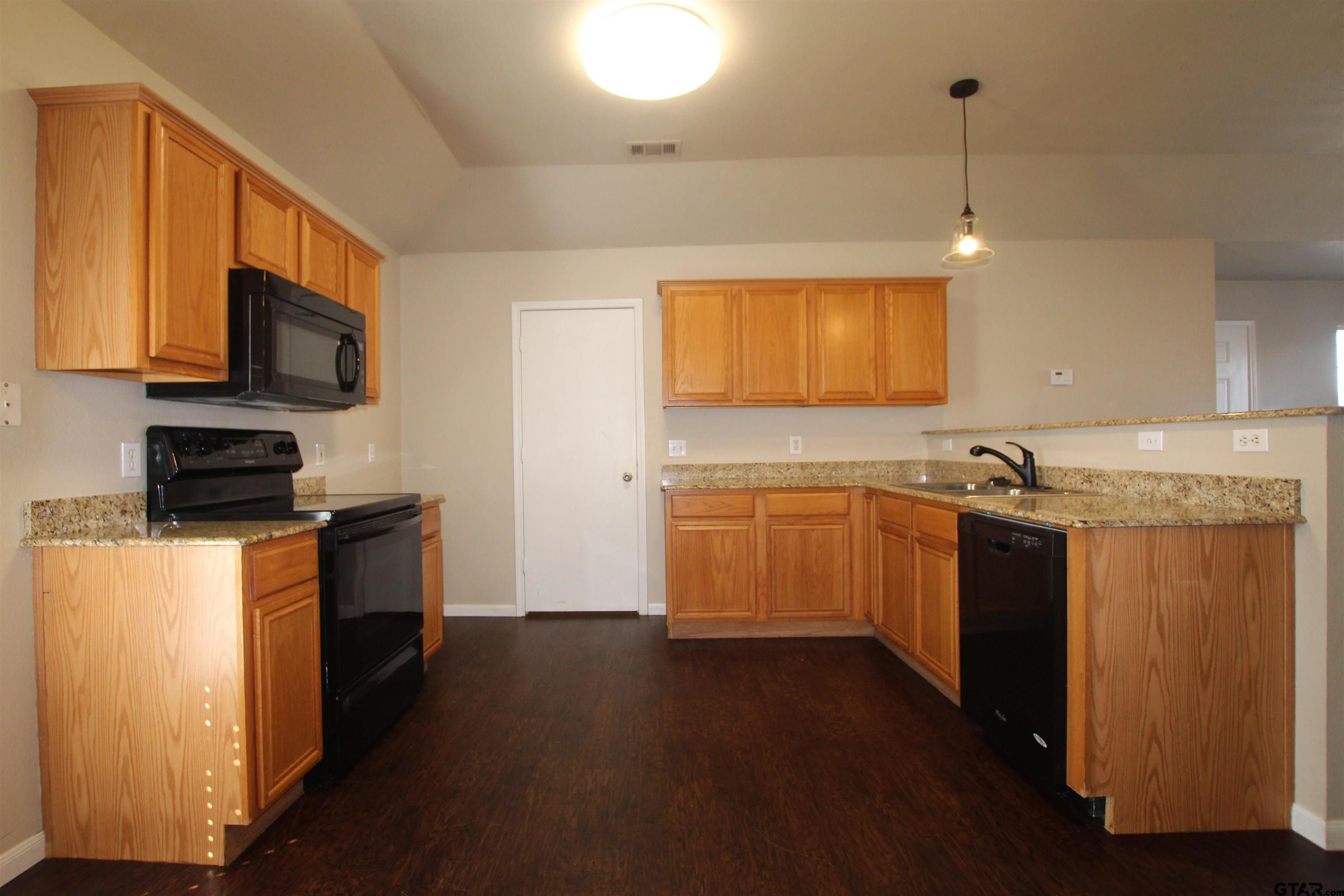 204 Willow Road Bullard, TX 75757 - Photo 5 of 22