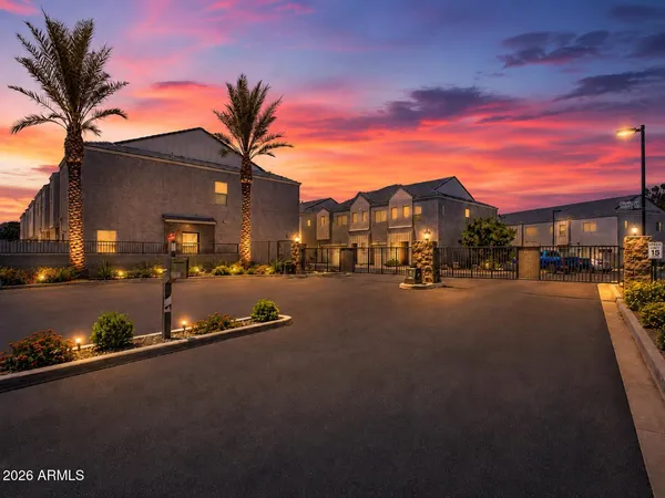 $329,900 | 2275 West Harmont Drive, Phoenix, AZ 85021