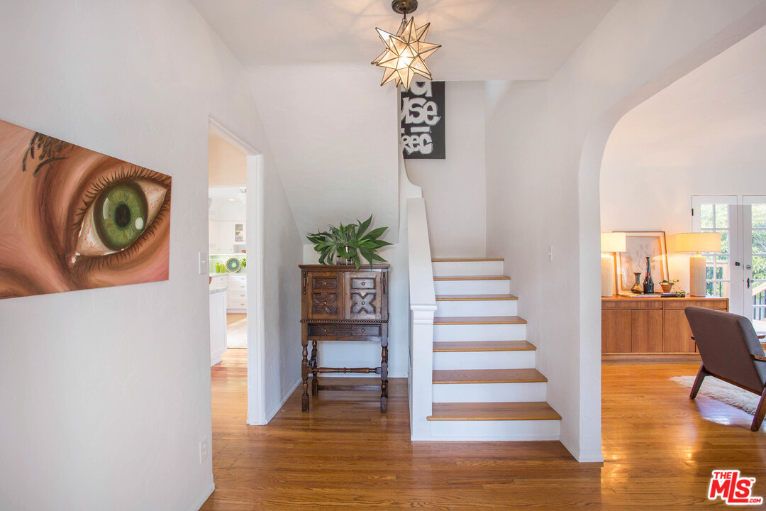 4541 Round Top Drive Los Angeles, CA 90065 - Photo 4 of 40 a view of entryway and hall with wooden floor