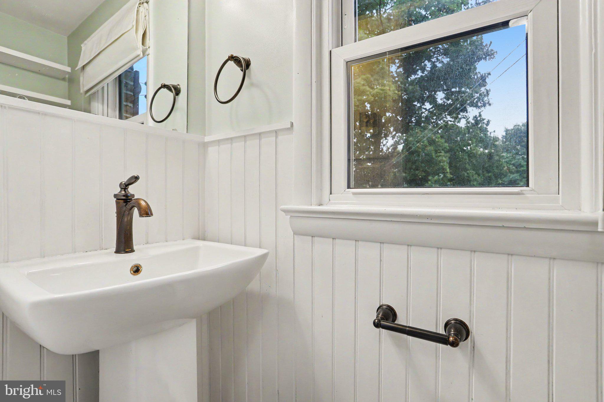 381 Ironstone Ridge Road Lancaster, PA 17603 - Photo 14 of 30 Charming bathroom with natural light.