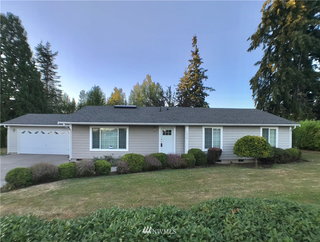 6018 Prather Road Southwest Centralia, WA 98531 - Photo 1 of 28 front view of house with a yard