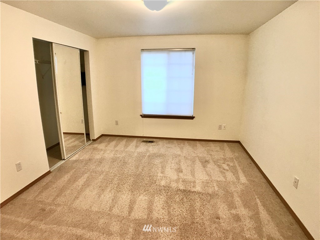 6018 Prather Road Southwest Centralia, WA 98531 - Photo 23 of 28 a view of an empty room