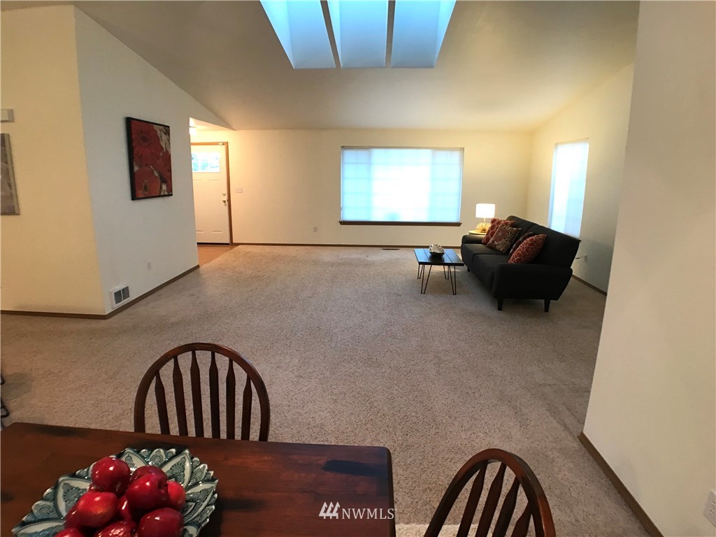 6018 Prather Road Southwest Centralia, WA 98531 - Photo 27 of 28 a living room with furniture