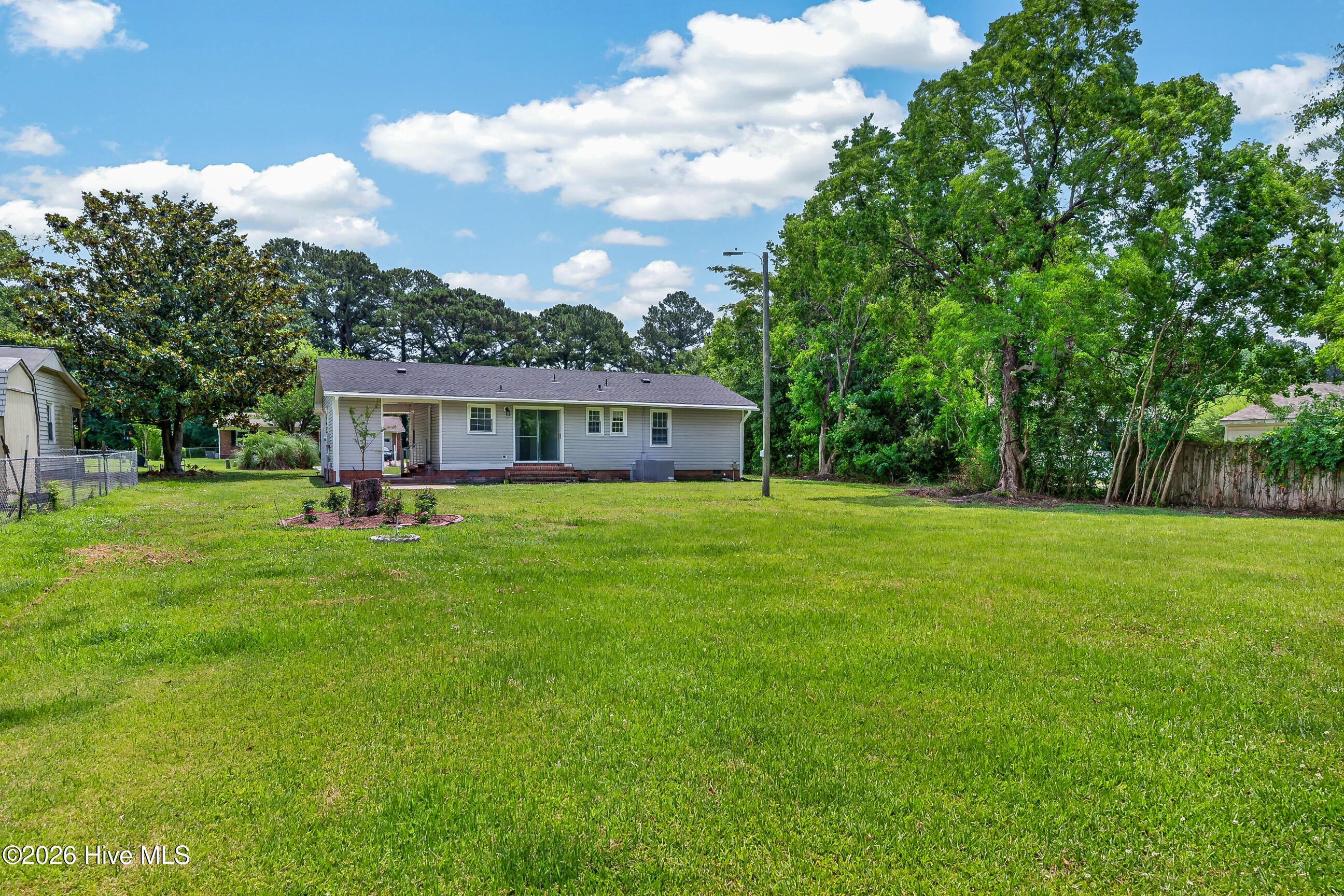 2527 Country Club Road Jacksonville, NC 28546 - Photo 22 of 24