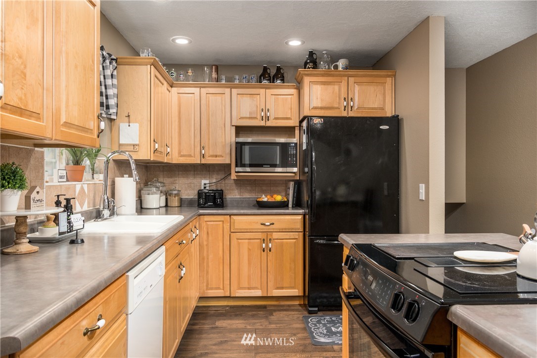 207 Chapman Road Castle Rock, WA 98611 - Photo 9 of 30 Gallery Image 9