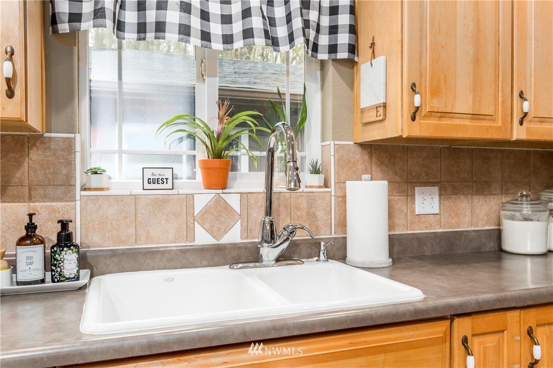 207 Chapman Road Castle Rock, WA 98611 - Photo 10 of 30 Gallery Image 10