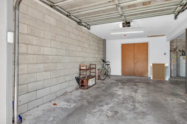 $190,000 | 2715 Northwest 104th Court, Unit 4, Gainesville, FL 32606