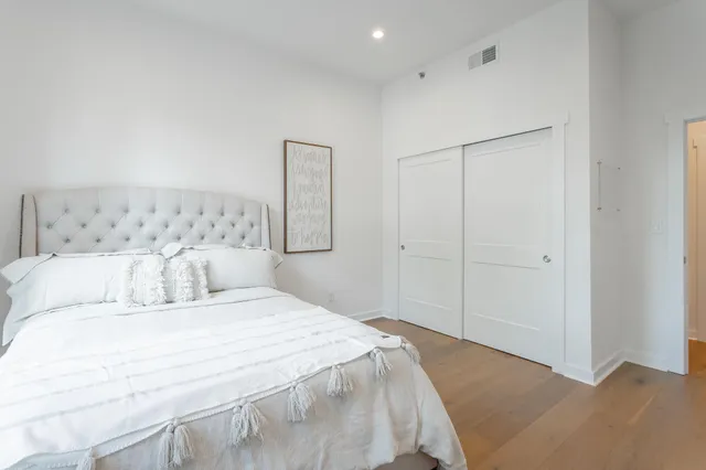 $479,000 | 411 Fairpoint Street, Unit 208, Chattanooga, TN 37405