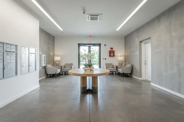 $479,000 | 411 Fairpoint Street, Unit 208, Chattanooga, TN 37405