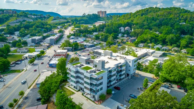 $479,000 | 411 Fairpoint Street, Unit 208, Chattanooga, TN 37405