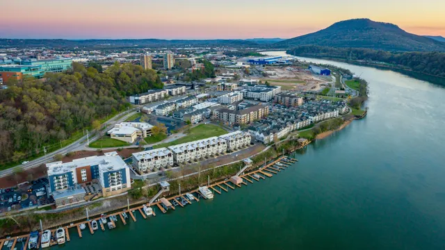 $479,000 | 411 Fairpoint Street, Unit 208, Chattanooga, TN 37405