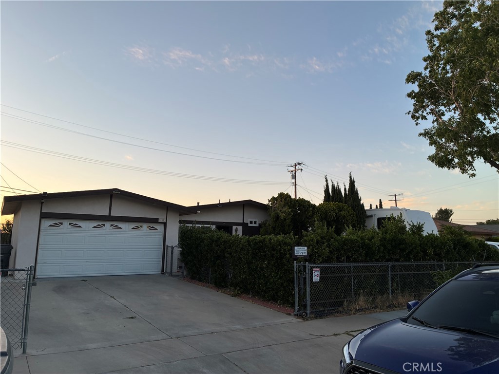 38983 Deer Run Road Palmdale, CA 93551 - Photo 1 of 19