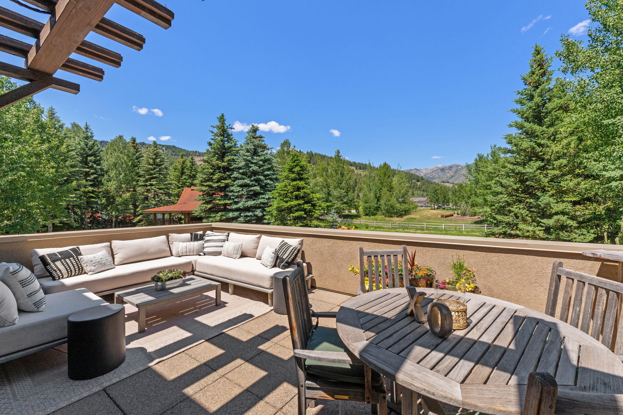 202 Chocolate Gulch Road Ketchum, ID 83340 - Photo 5 of 83 Patio2