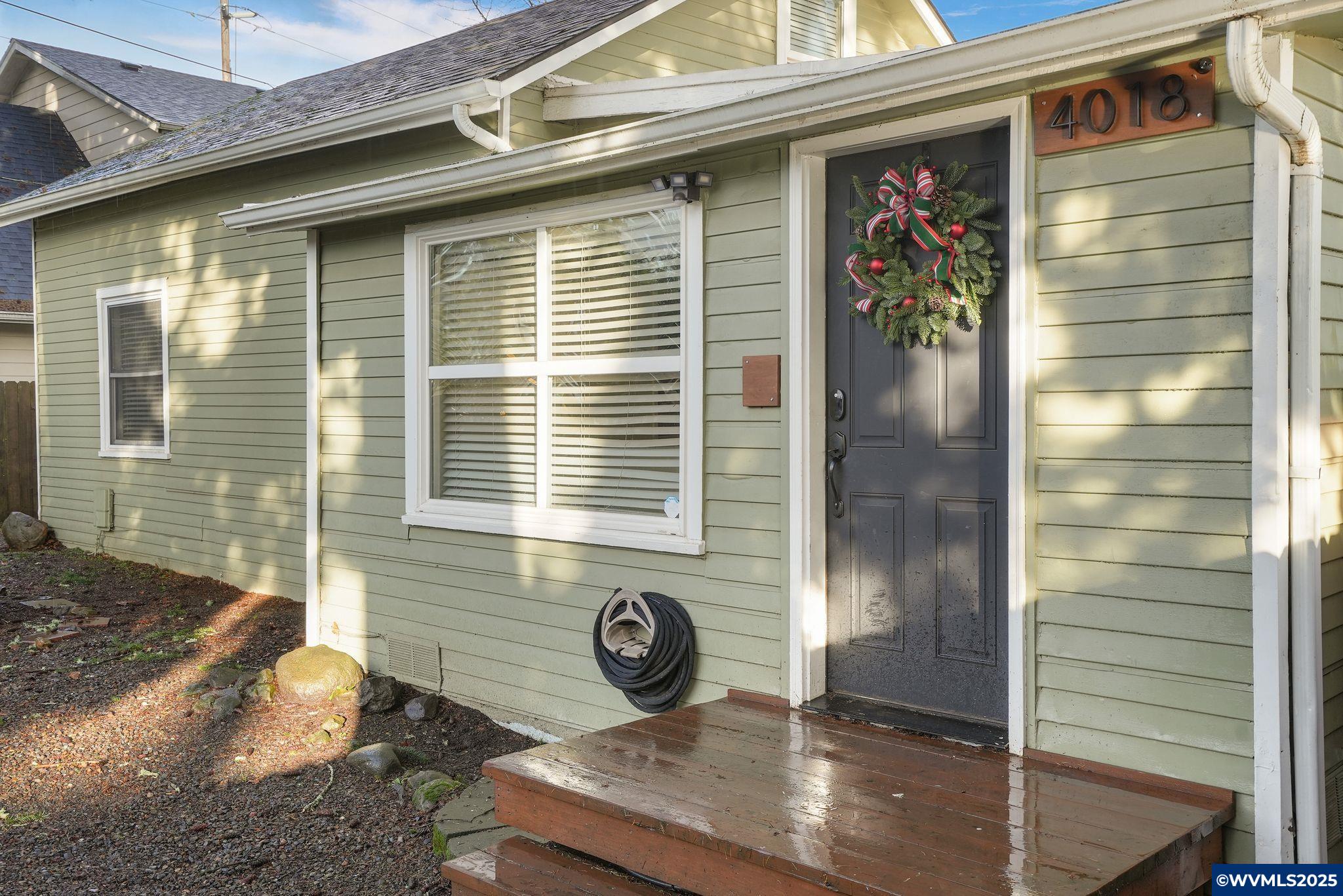 4018 Lone Oak Road Southeast Salem, OR 97302 - Photo 2 of 26 Gallery Image 2