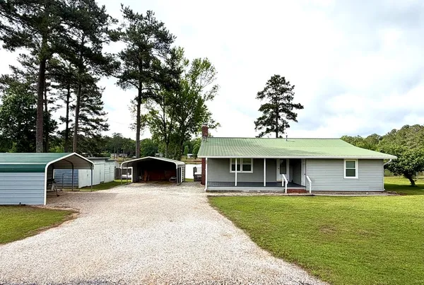 $209,900 | 236 Windsor Lake Road, Chancellor, AL 36316