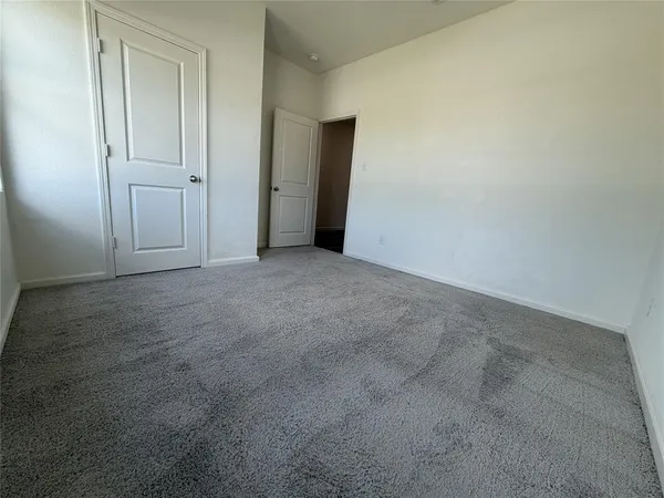 $1,850 | 684 Crestridge Drive, Lavon, TX 75166