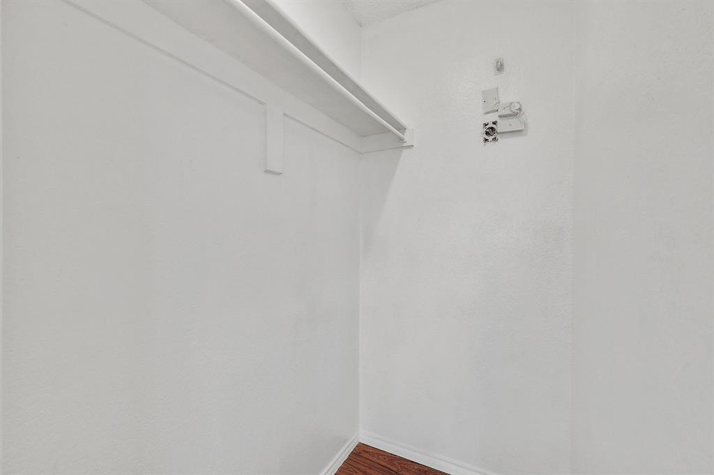 9823 Walnut Street, Unit 304 Dallas, TX 75243 - Photo 19 of 26 a view of small space