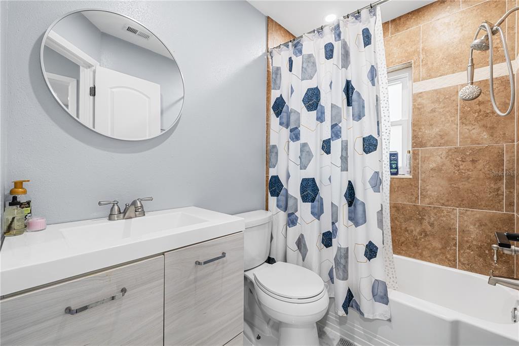 12181 74th Street Largo, FL 33773 - Photo 23 of 41